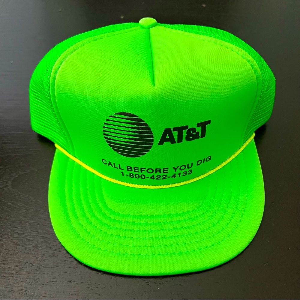 Vintage AT&T Trucker Snapback Mesh/Foam Neon Green